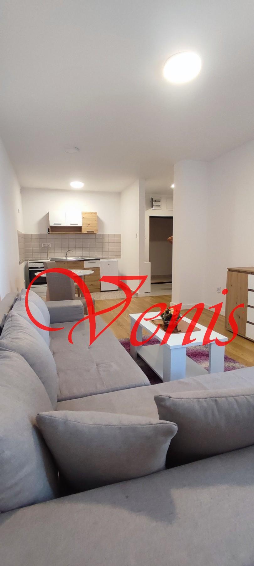 BULEVAR PATRIJARHA PAVLA  – 45 m2 – 500 Evra NOV ID#2364 500 €